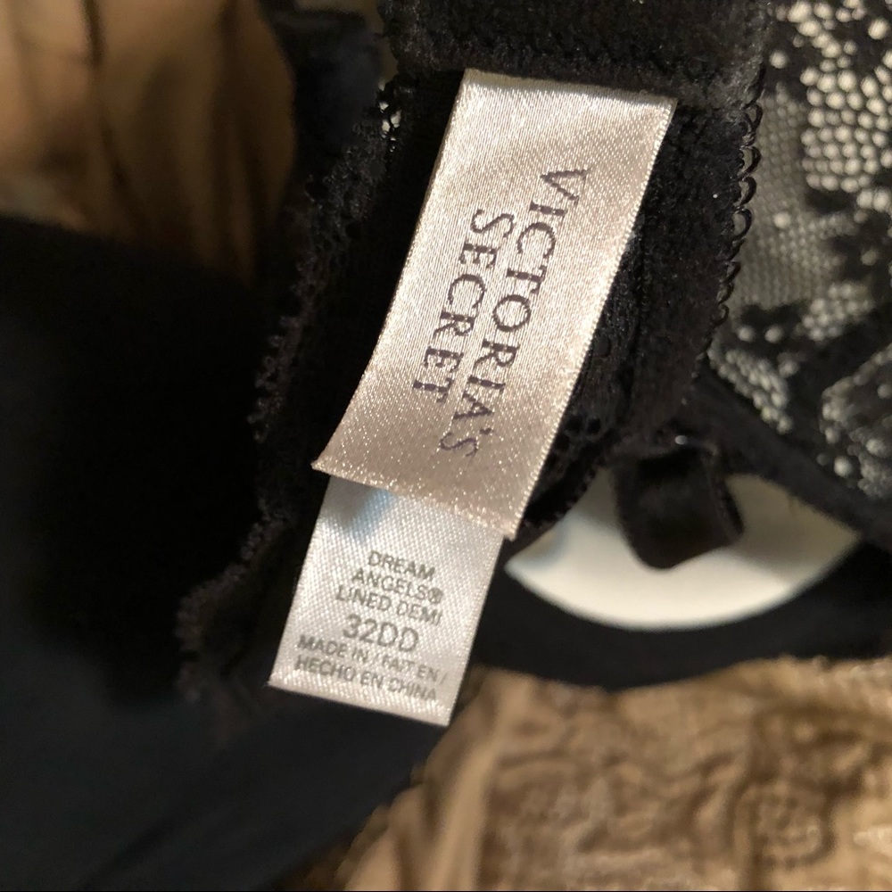 SOLD Victoria’s Secret VS Dream Angels Lace Bra 32DD - Picture 3 of 3